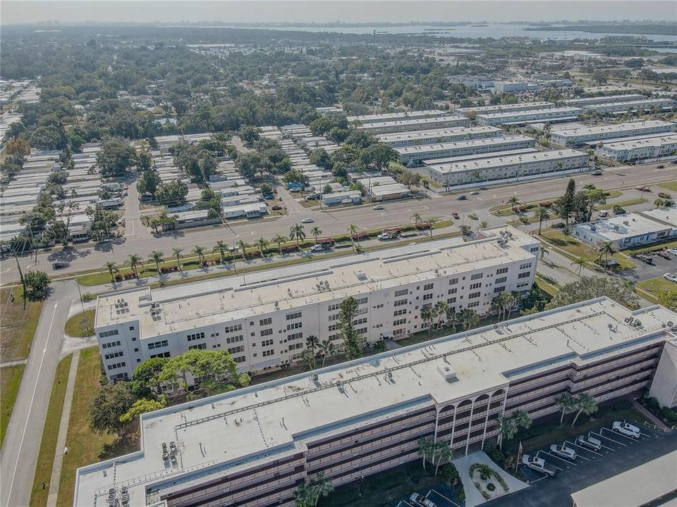 На продажу: $125,000 (2 спален, 1 ванн, 1125 Квадратных фут)