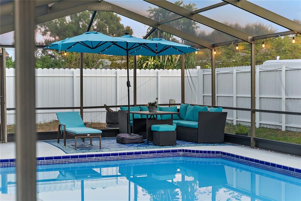 For Sale: $445,000 (3 beds, 2 baths, 1060 Square Feet)