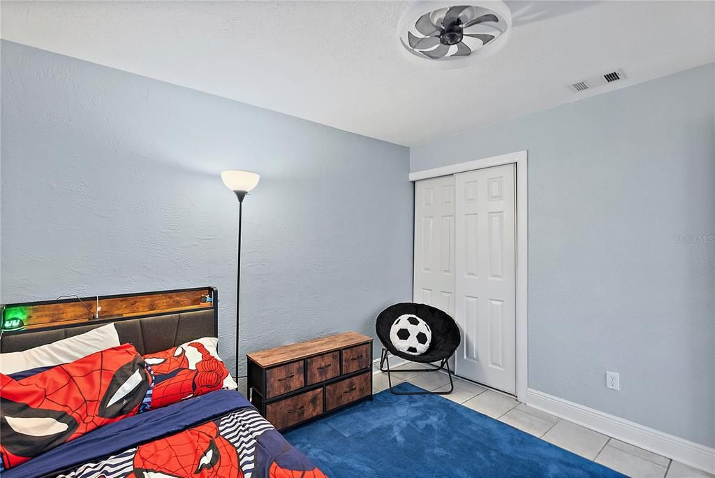 For Sale: $445,000 (3 beds, 2 baths, 1060 Square Feet)