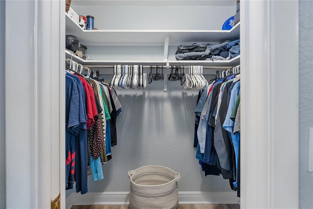 For Sale: $445,000 (3 beds, 2 baths, 1060 Square Feet)