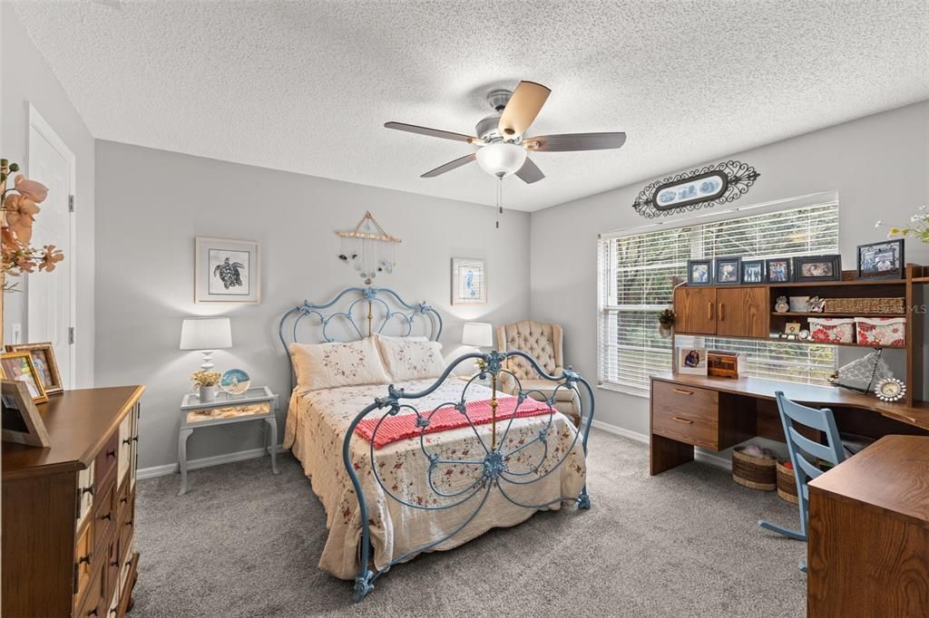 En Venta: $575,000 (3 camas, 2 baños, 2368 Pies cuadrados)