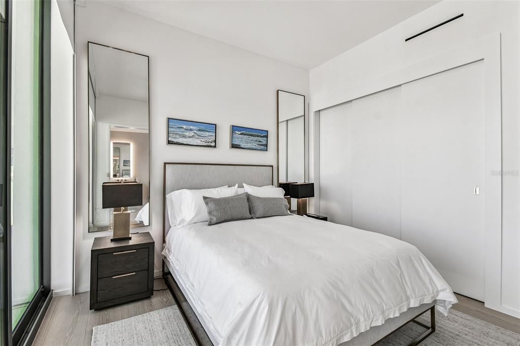 For Rent: $19,000 (2 beds, 2 baths, 1868 Square Feet)