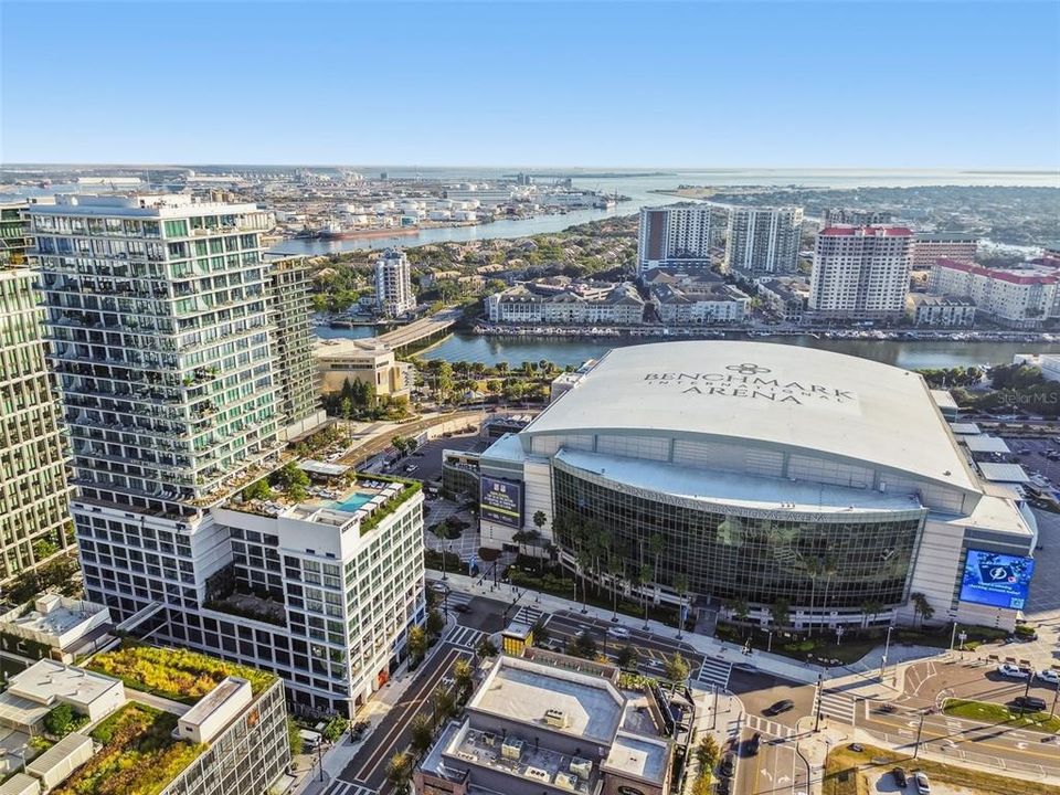 For Rent: $19,000 (2 beds, 2 baths, 1868 Square Feet)