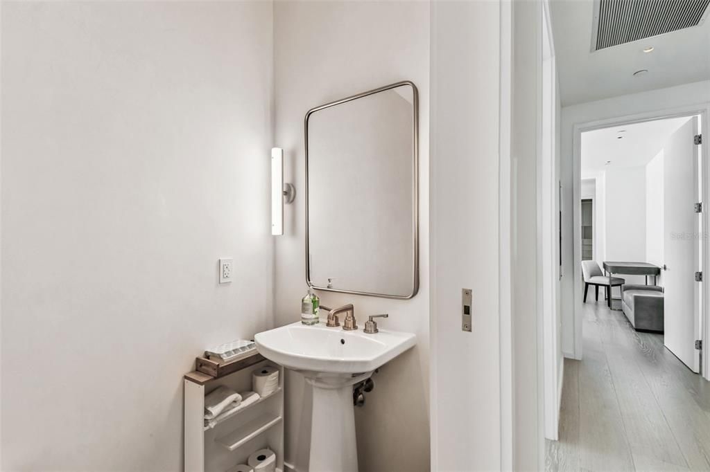 For Rent: $19,000 (2 beds, 2 baths, 1868 Square Feet)