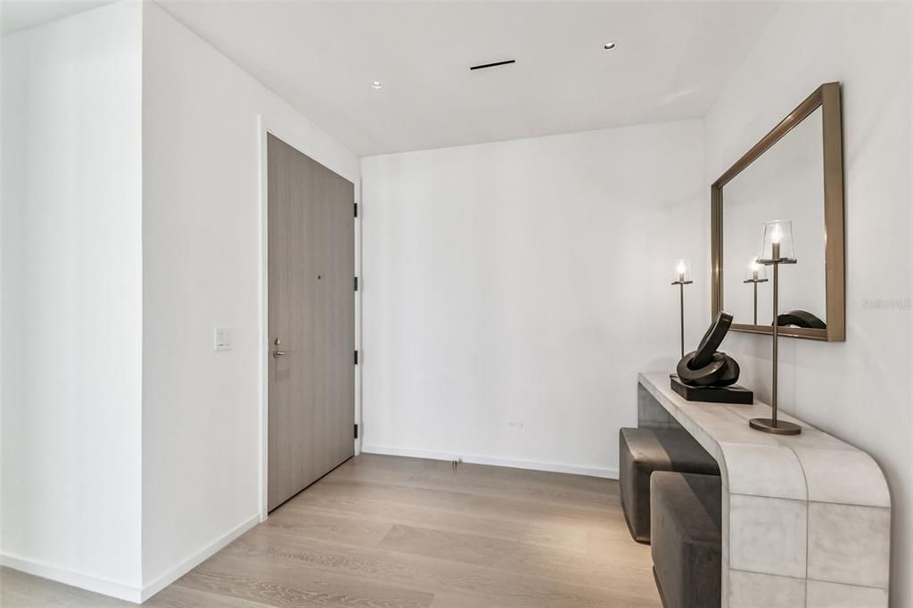 For Rent: $19,000 (2 beds, 2 baths, 1868 Square Feet)