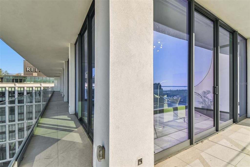 For Rent: $19,000 (2 beds, 2 baths, 1868 Square Feet)