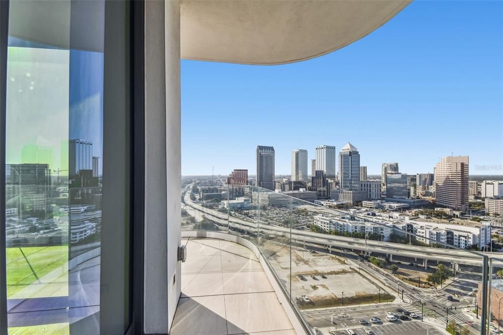 For Rent: $19,000 (2 beds, 2 baths, 1868 Square Feet)