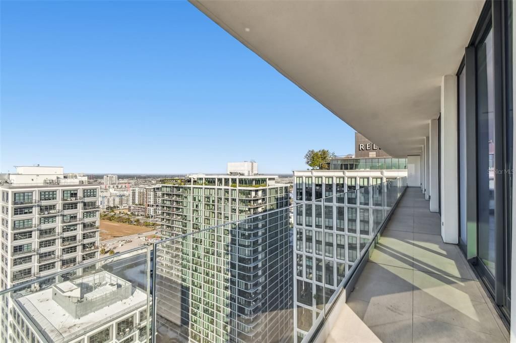 For Rent: $19,000 (2 beds, 2 baths, 1868 Square Feet)