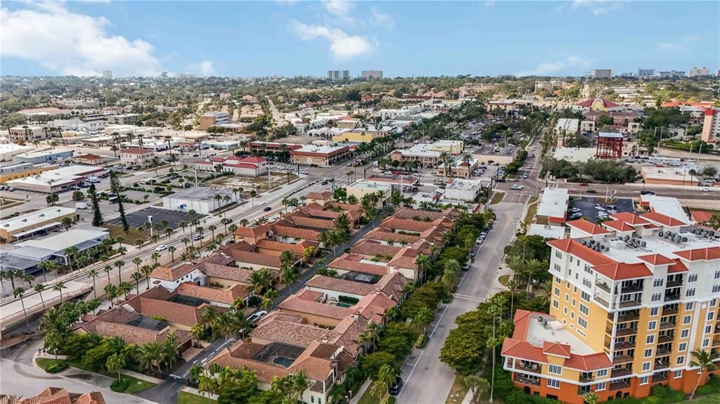 待售: $1,115,000 (2 贝兹, 2 浴室, 2152 平方英尺)