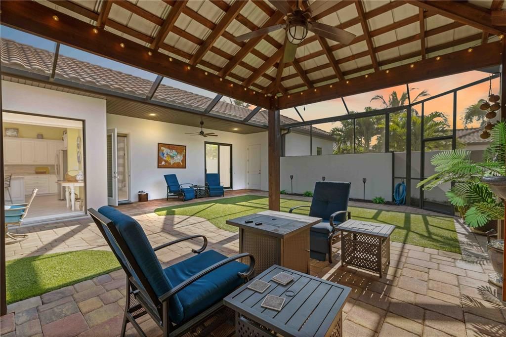 待售: $1,115,000 (2 贝兹, 2 浴室, 2152 平方英尺)