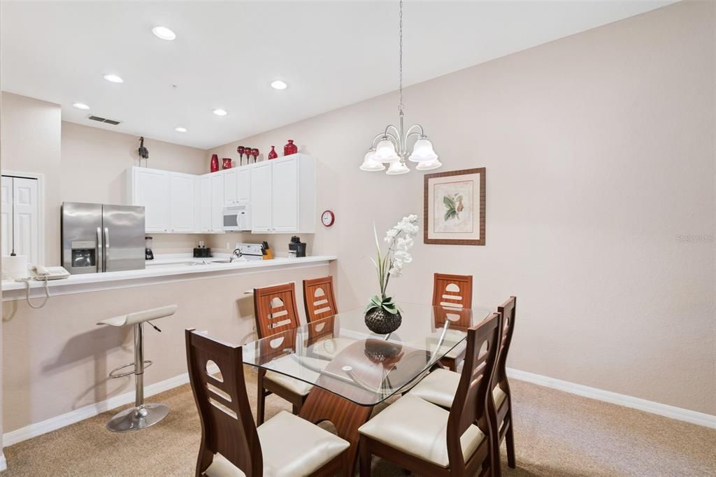 For Sale: $178,000 (2 beds, 2 baths, 1173 Square Feet)