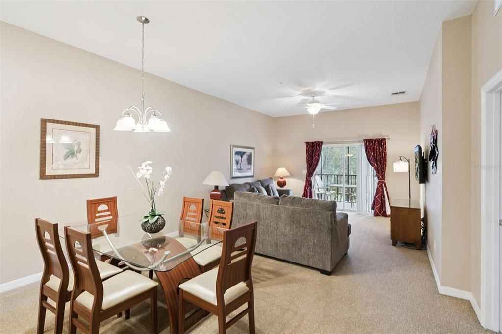 For Sale: $178,000 (2 beds, 2 baths, 1173 Square Feet)