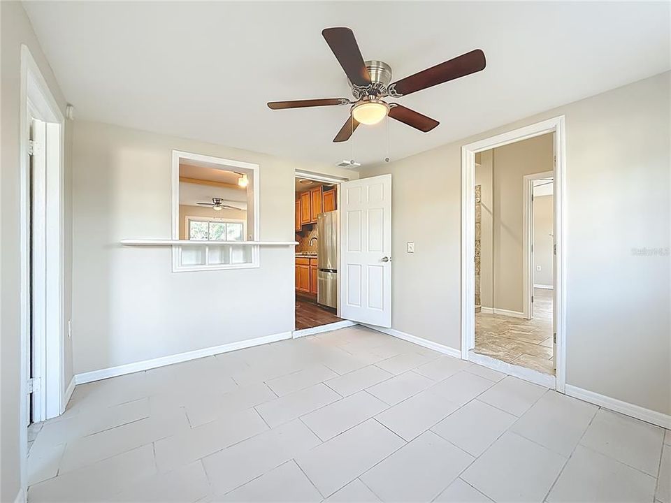 For Sale: $245,000 (3 beds, 2 baths, 1260 Square Feet)