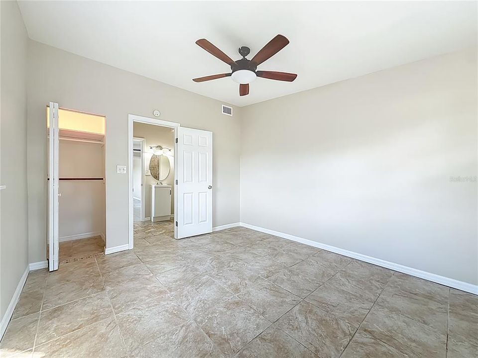 For Sale: $245,000 (3 beds, 2 baths, 1260 Square Feet)