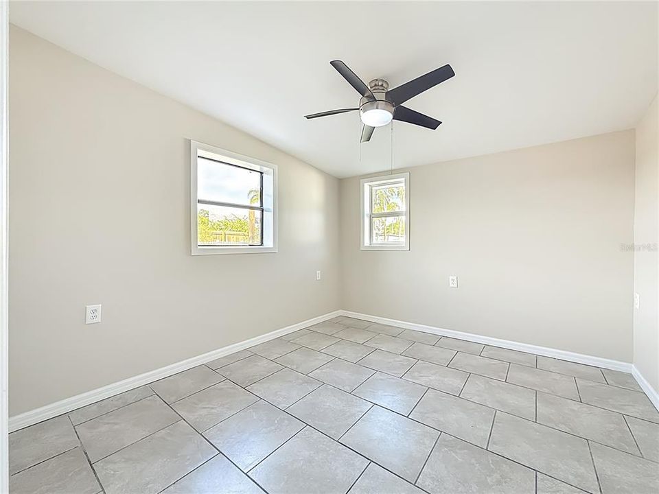 For Sale: $245,000 (3 beds, 2 baths, 1260 Square Feet)