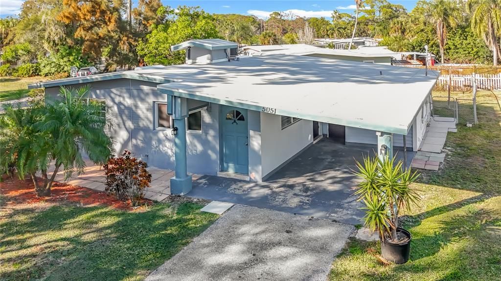 For Sale: $245,000 (3 beds, 2 baths, 1260 Square Feet)