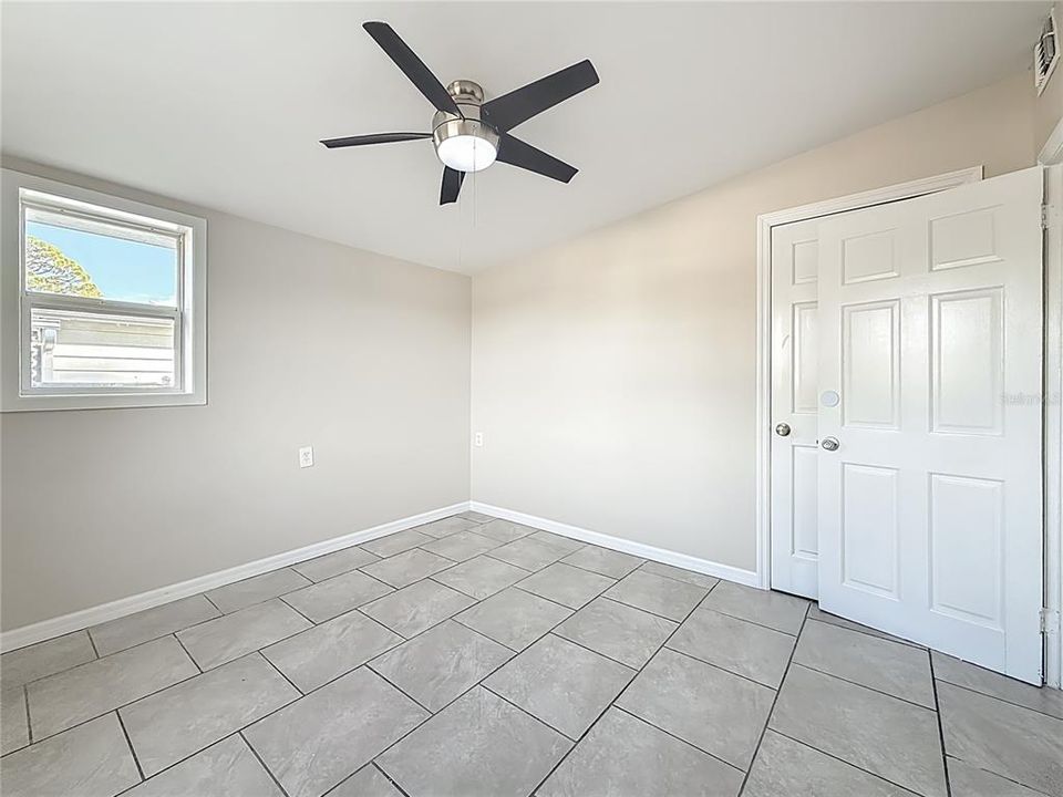 For Sale: $245,000 (3 beds, 2 baths, 1260 Square Feet)