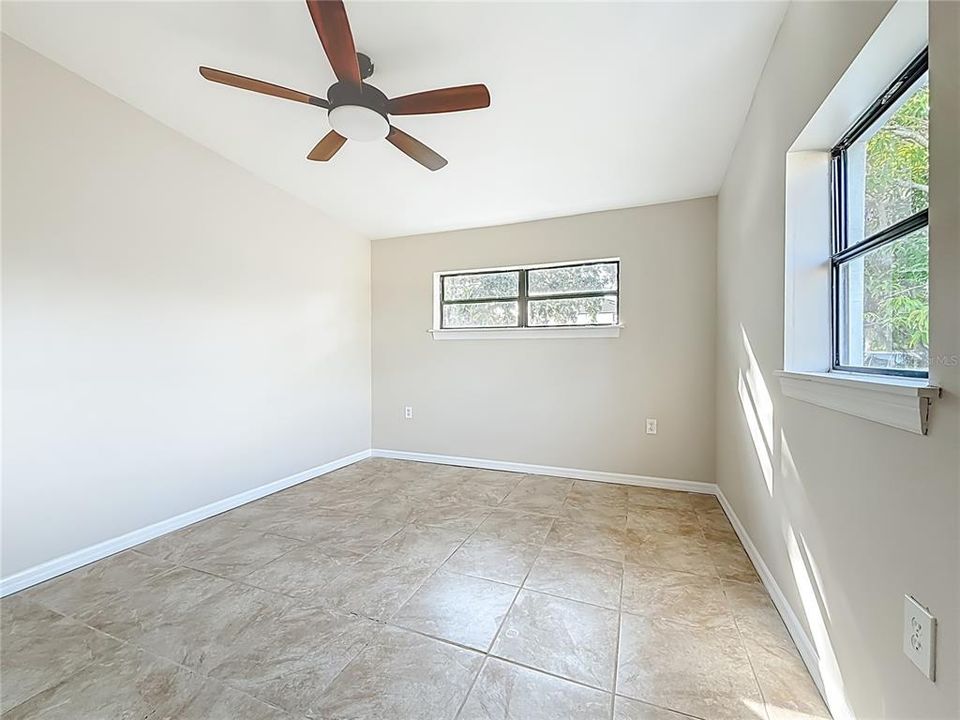 For Sale: $245,000 (3 beds, 2 baths, 1260 Square Feet)