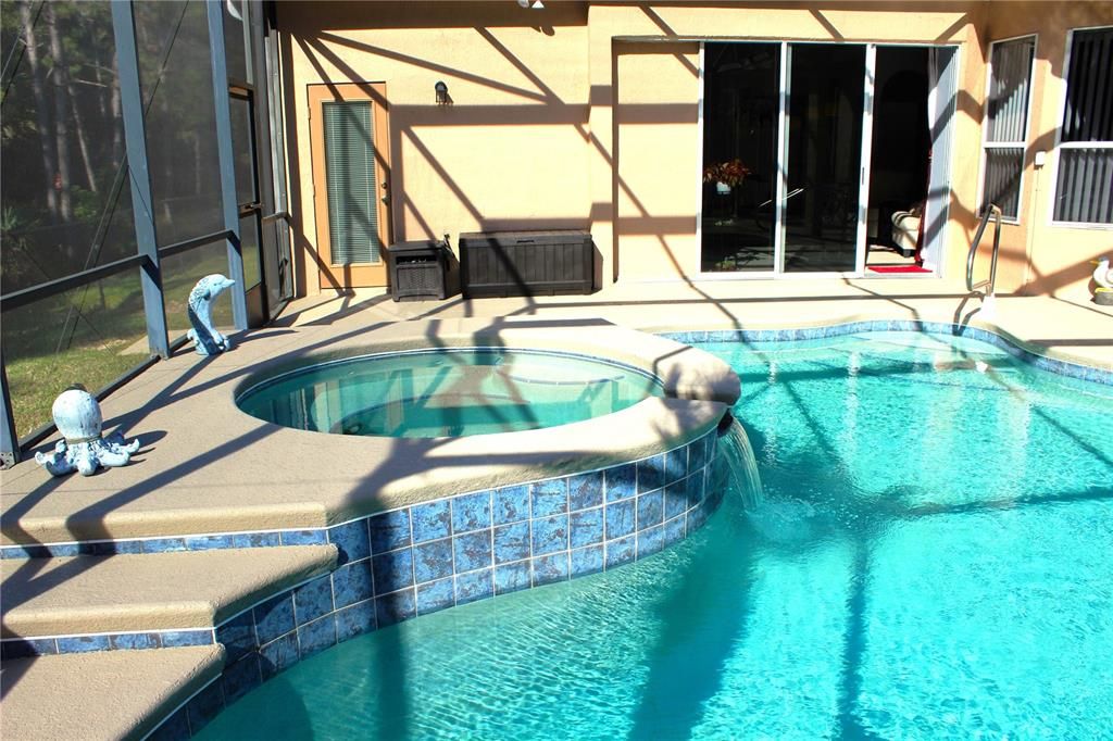 На продажу: $574,900 (4 спален, 3 ванн, 2379 Квадратных фут)