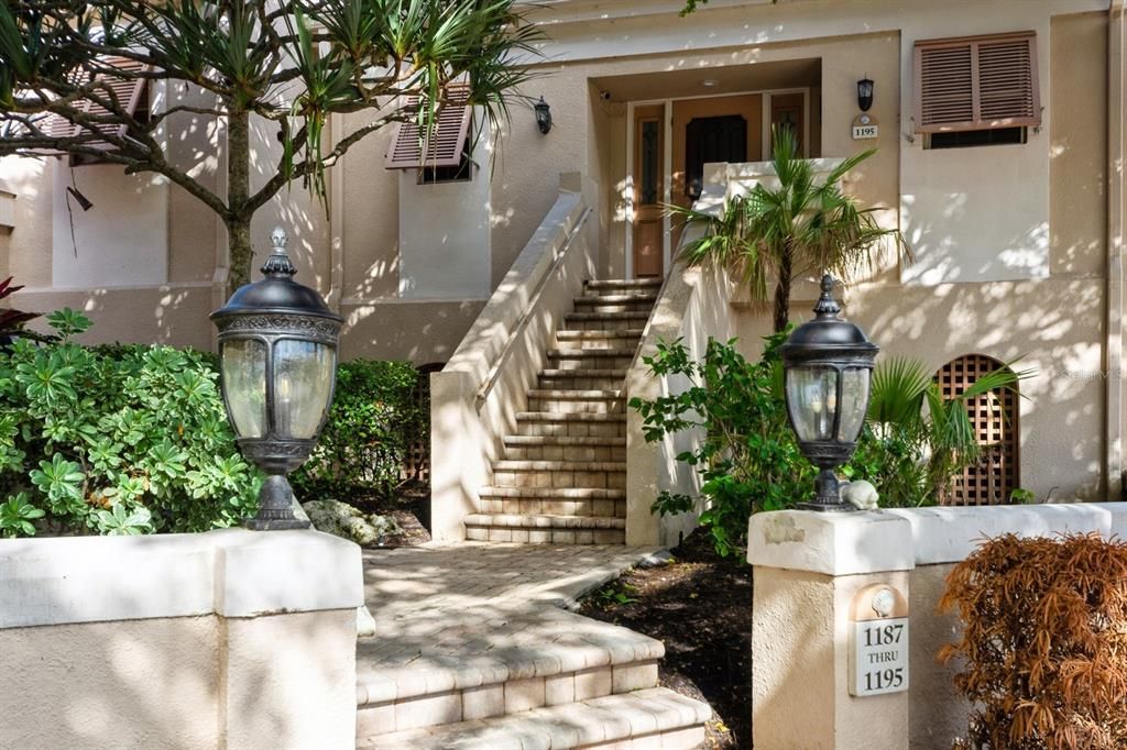 For Rent: $8,500 (2 beds, 2 baths, 1455 Square Feet)