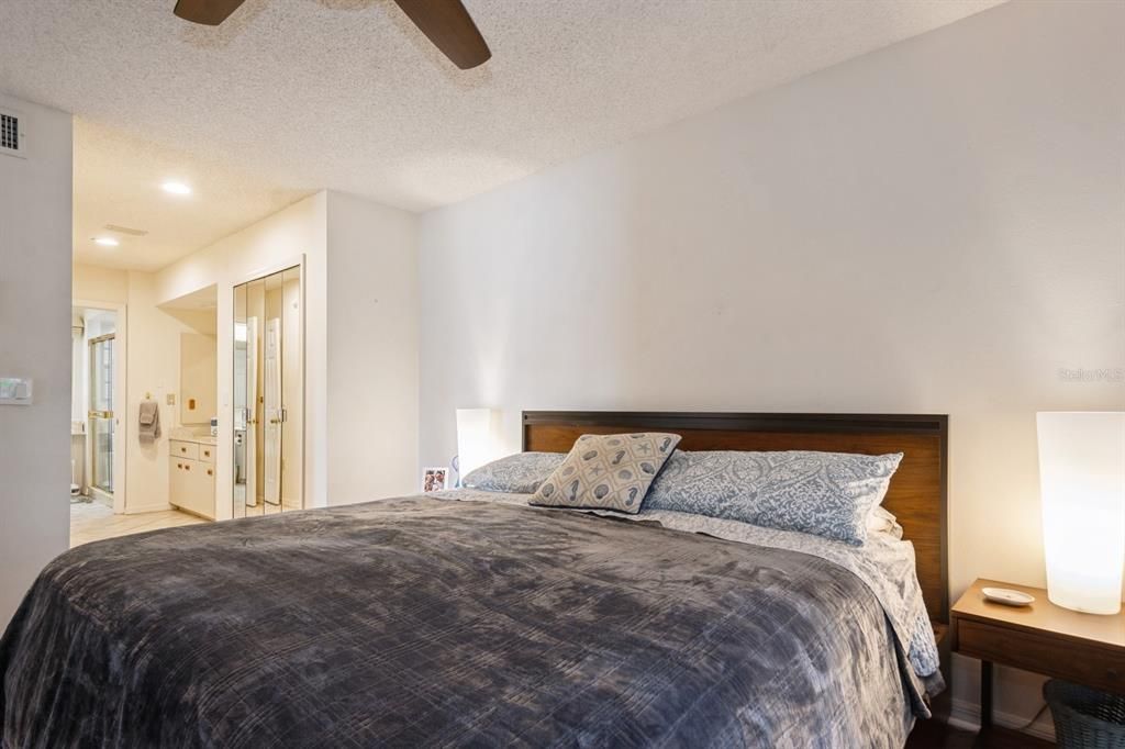 For Rent: $8,500 (2 beds, 2 baths, 1455 Square Feet)