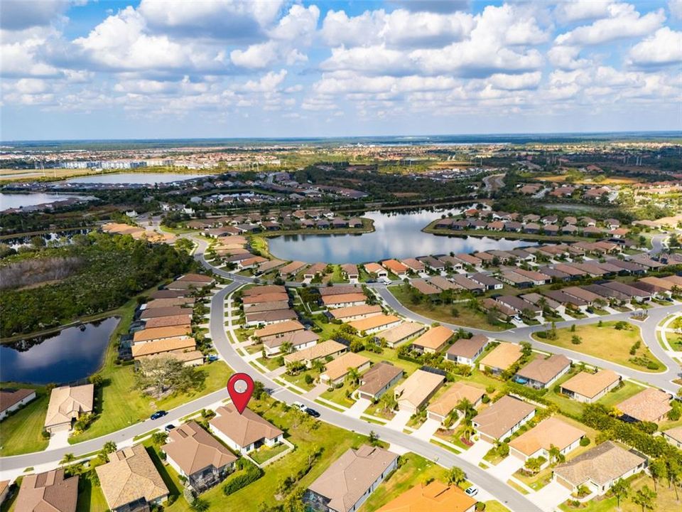 For Sale: $530,000 (3 beds, 2 baths, 2237 Square Feet)