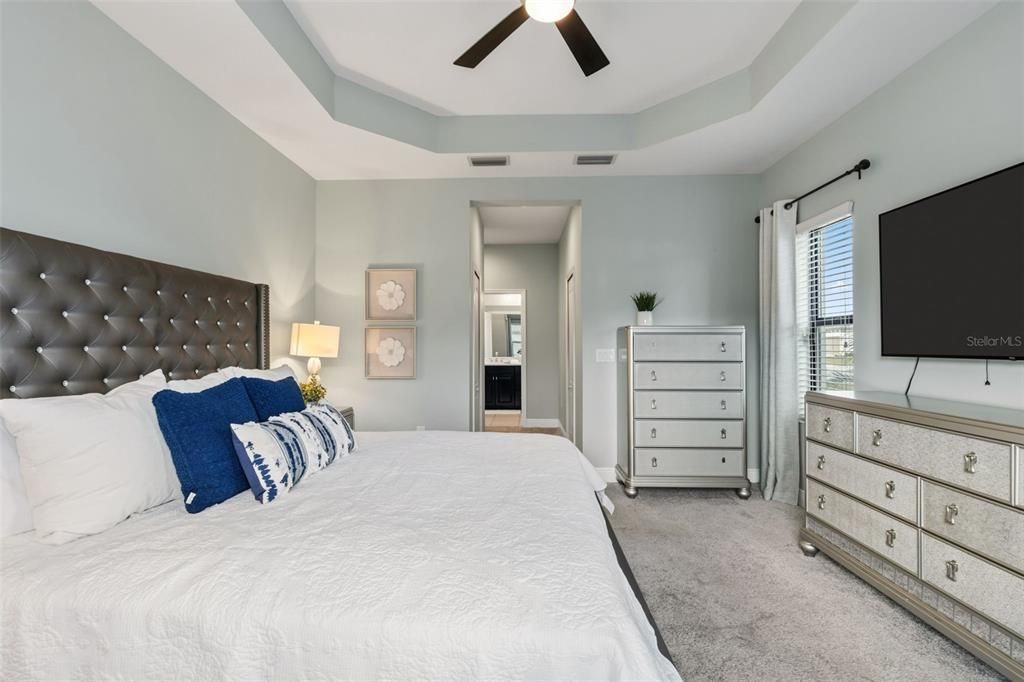 For Sale: $530,000 (3 beds, 2 baths, 2237 Square Feet)