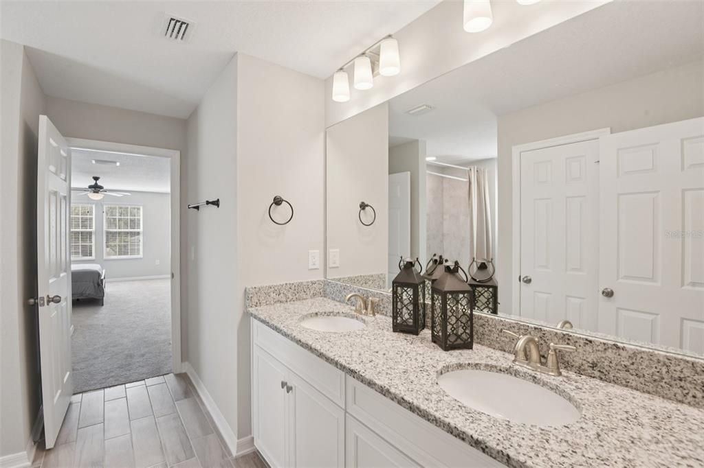 待售: $949,000 (5 贝兹, 4 浴室, 5435 平方英尺)