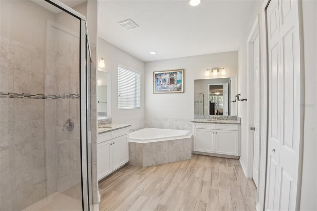 待售: $949,000 (5 贝兹, 4 浴室, 5435 平方英尺)