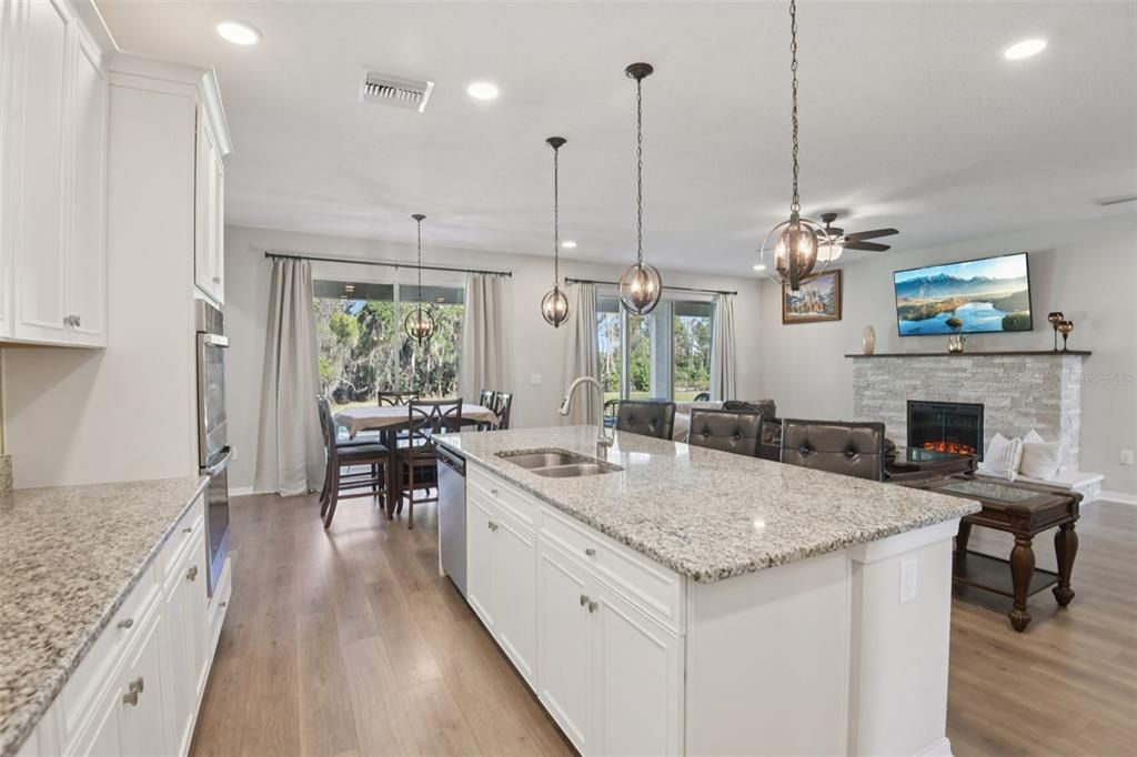 待售: $949,000 (5 贝兹, 4 浴室, 5435 平方英尺)