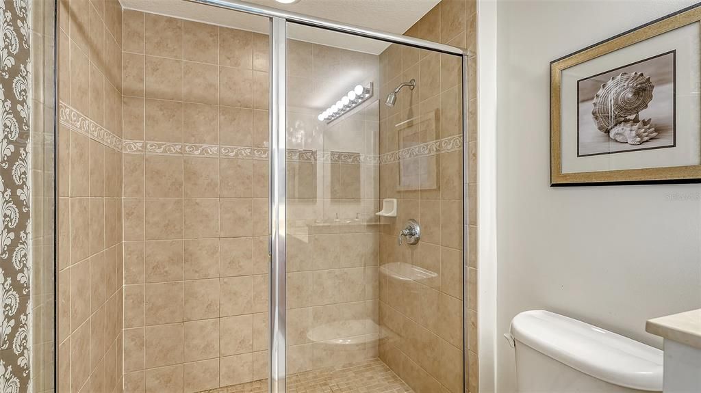 待售: $620,000 (2 贝兹, 2 浴室, 1484 平方英尺)