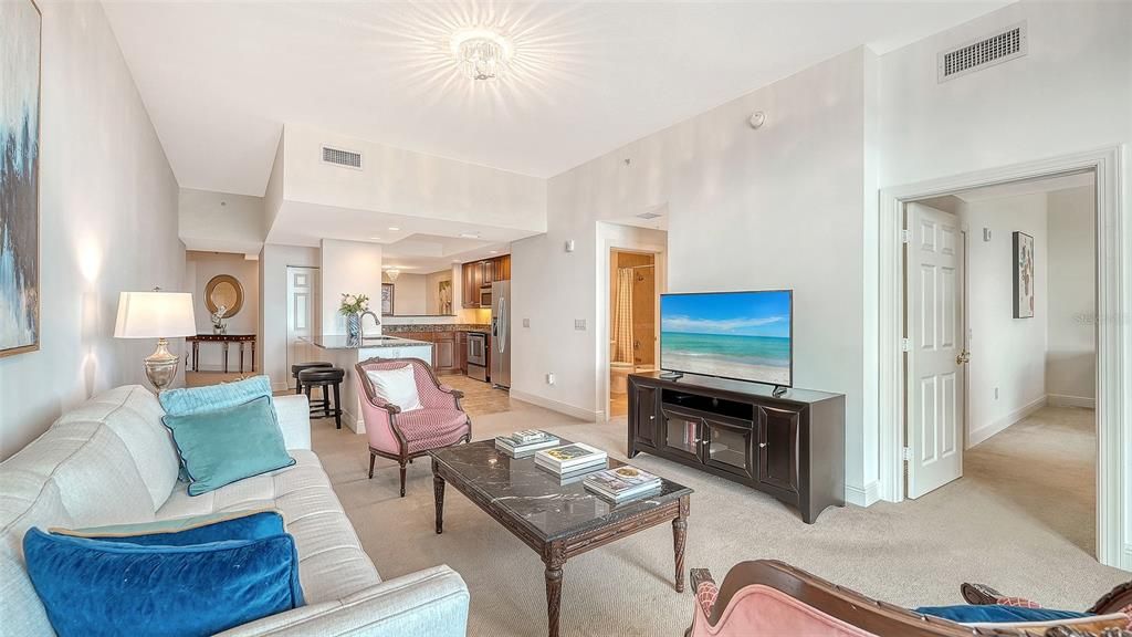 待售: $620,000 (2 贝兹, 2 浴室, 1484 平方英尺)