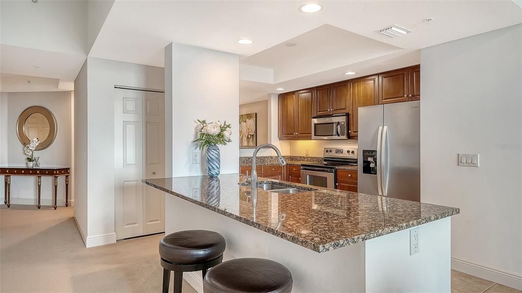 待售: $620,000 (2 贝兹, 2 浴室, 1484 平方英尺)