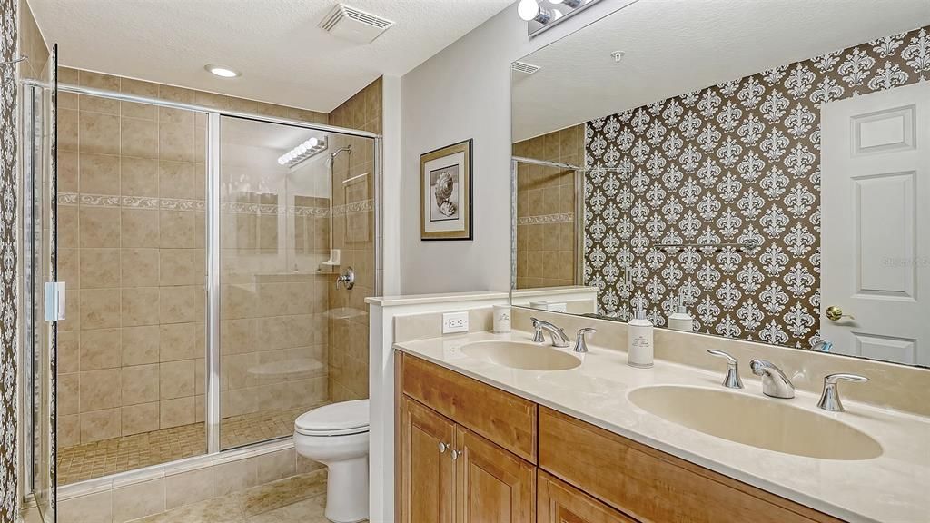 待售: $620,000 (2 贝兹, 2 浴室, 1484 平方英尺)