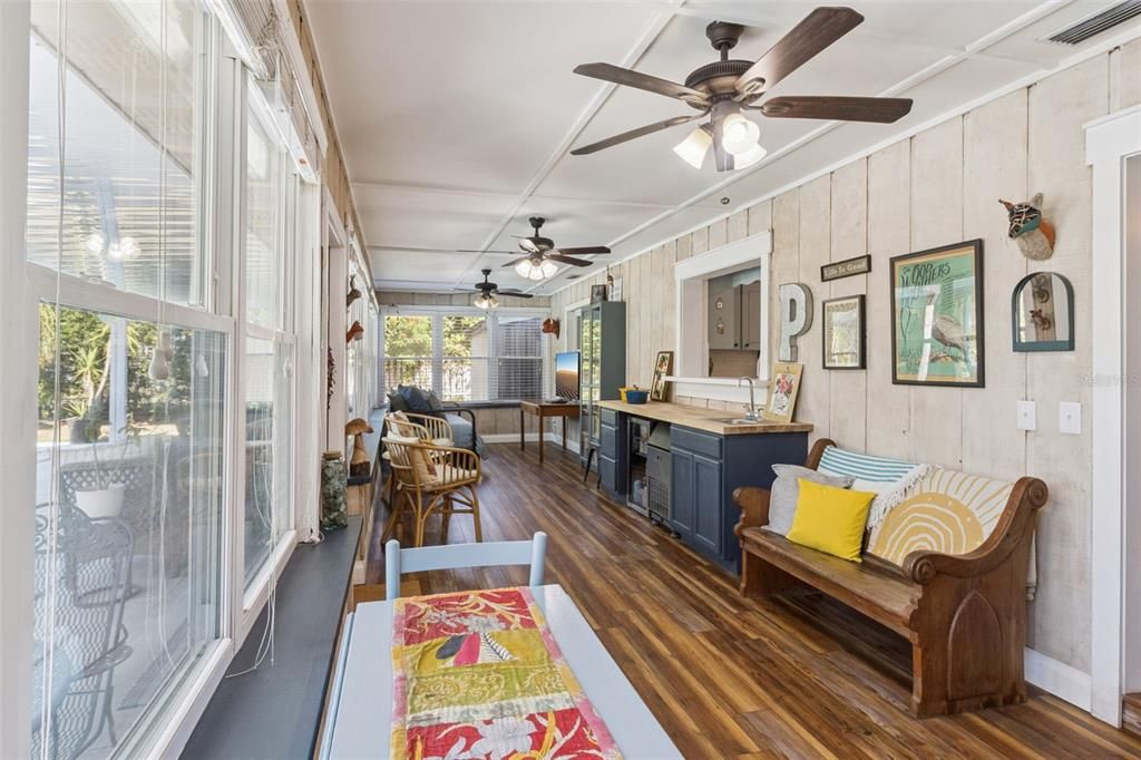 For Sale: $359,000 (3 beds, 2 baths, 1820 Square Feet)