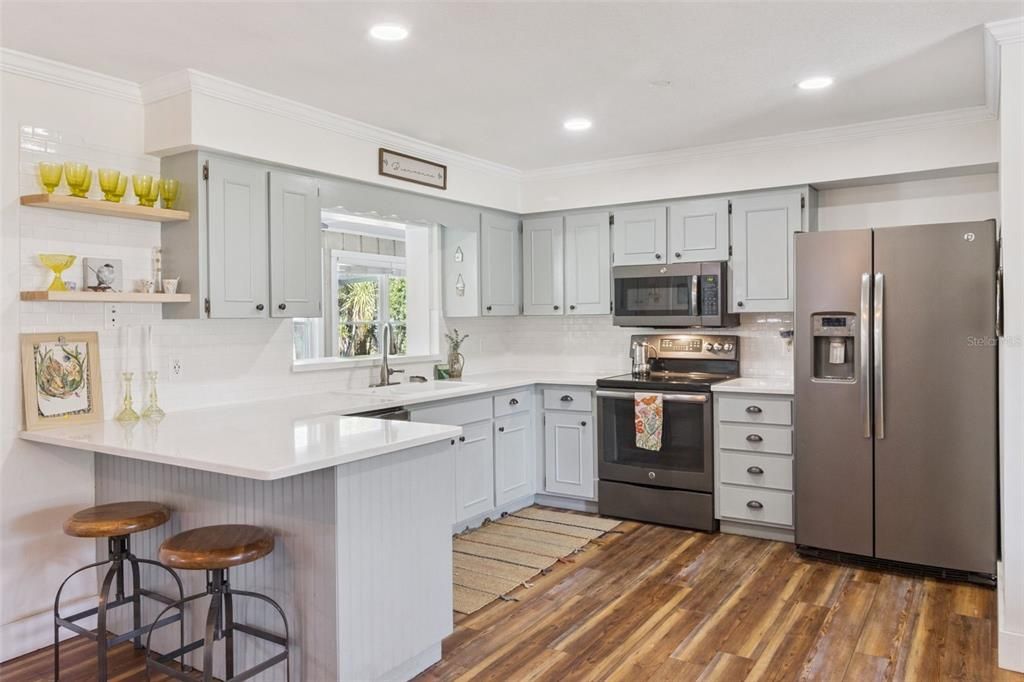 For Sale: $359,000 (3 beds, 2 baths, 1820 Square Feet)