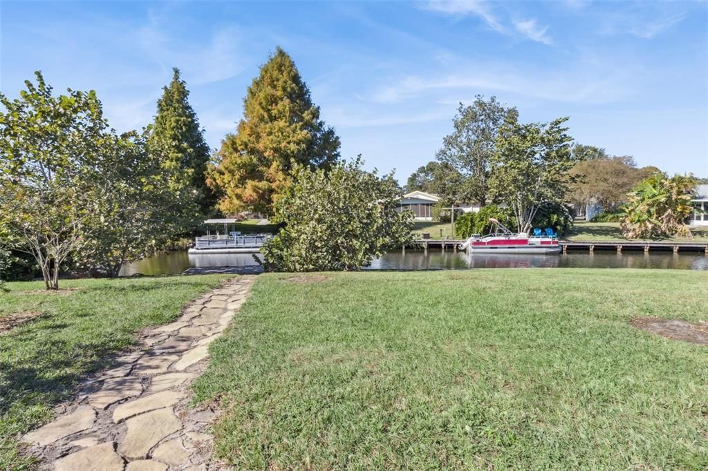 For Sale: $359,000 (3 beds, 2 baths, 1820 Square Feet)