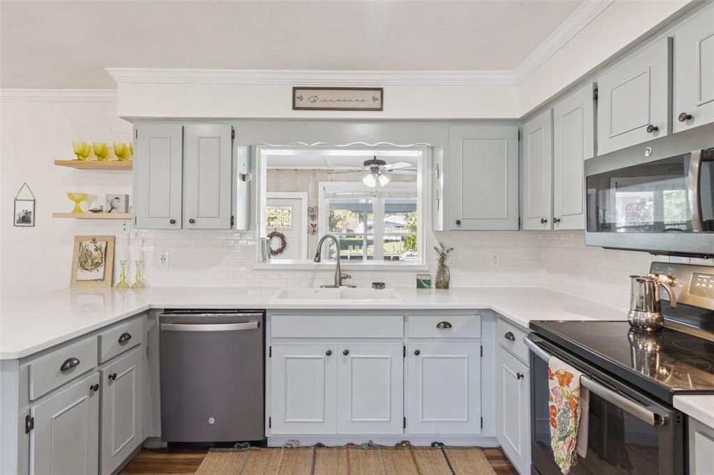 For Sale: $359,000 (3 beds, 2 baths, 1820 Square Feet)