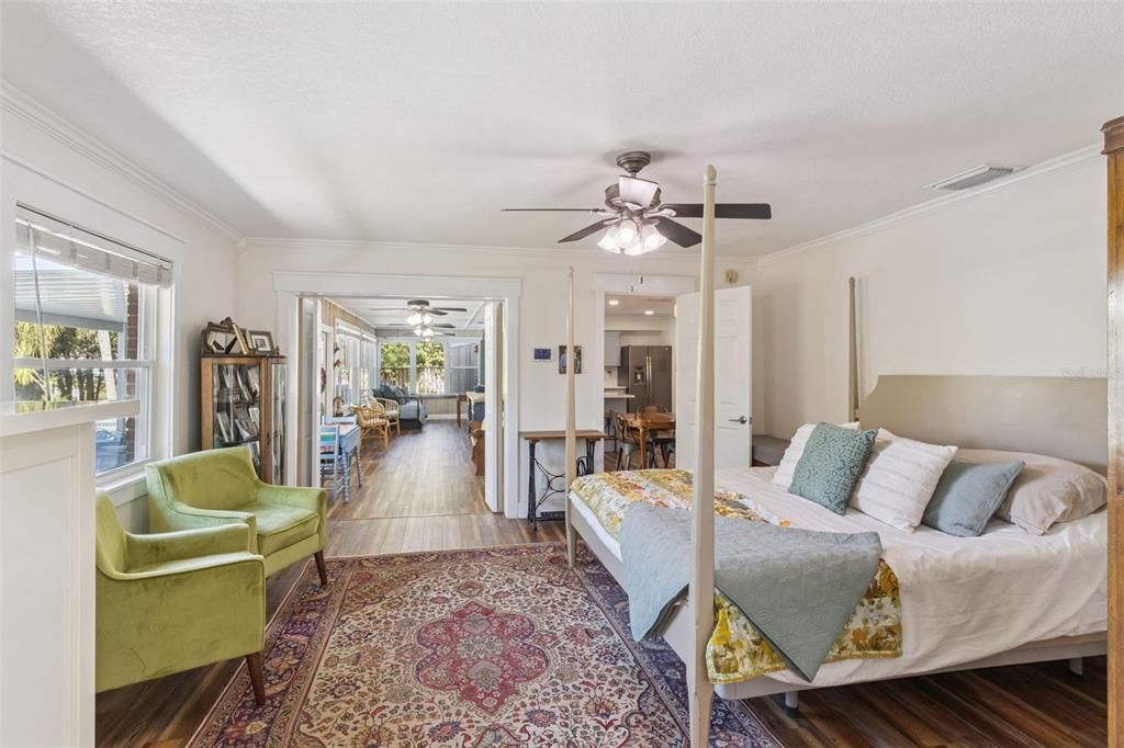 For Sale: $359,000 (3 beds, 2 baths, 1820 Square Feet)