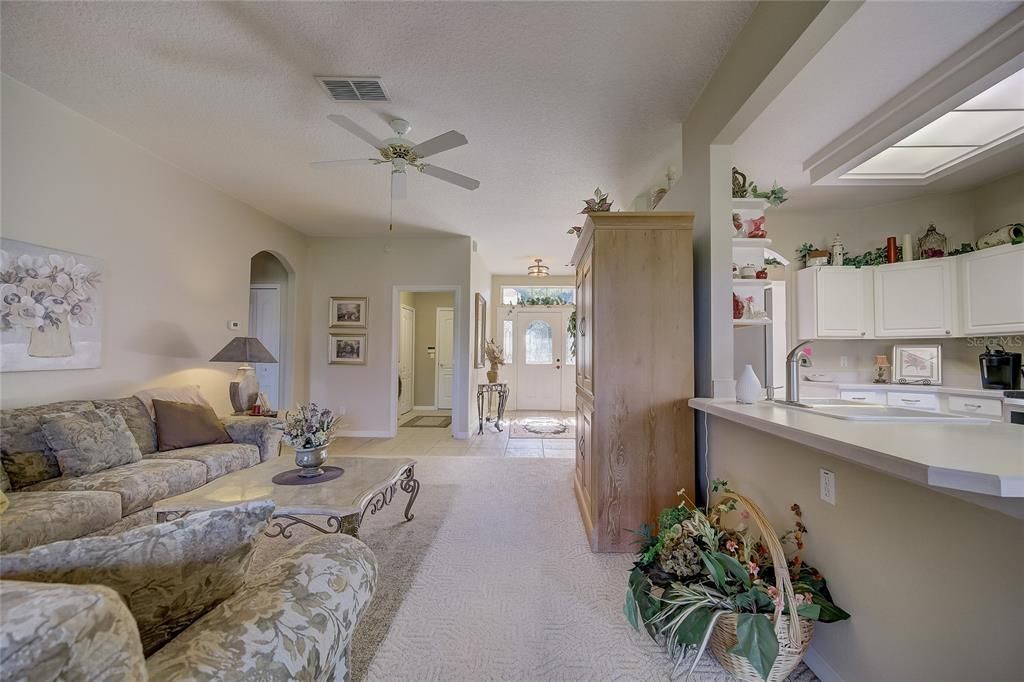 For Rent: $2,500 (2 beds, 2 baths, 1787 Square Feet)