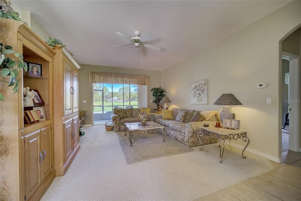 For Rent: $2,500 (2 beds, 2 baths, 1787 Square Feet)