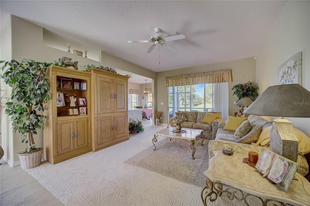 For Rent: $2,500 (2 beds, 2 baths, 1787 Square Feet)