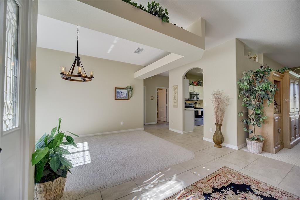 For Rent: $2,500 (2 beds, 2 baths, 1787 Square Feet)