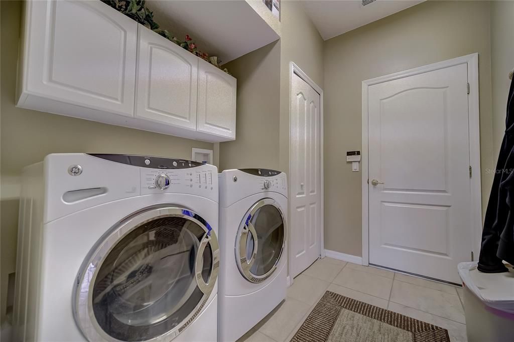 For Rent: $2,500 (2 beds, 2 baths, 1787 Square Feet)