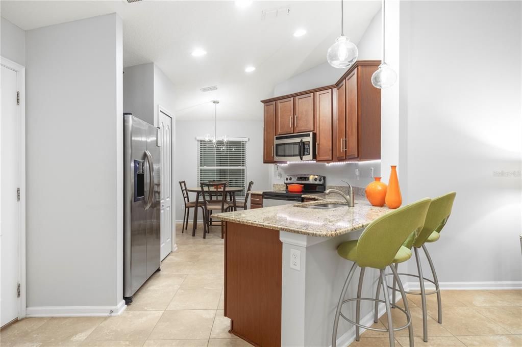 En Venta: $339,000 (3 camas, 2 baños, 1206 Pies cuadrados)