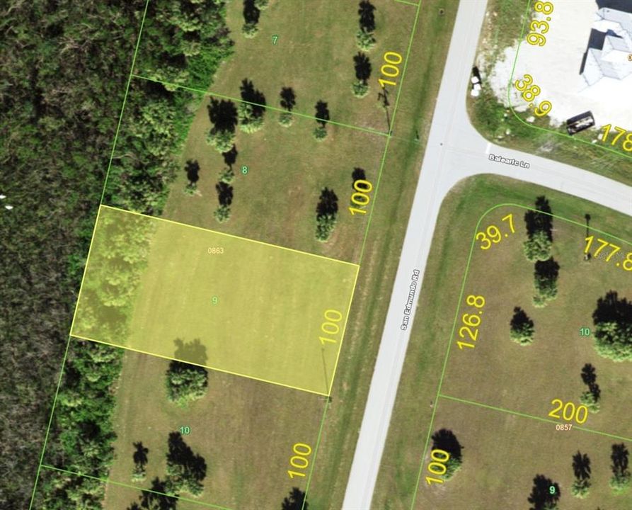 На продажу: $69,900 (0.46 acres)