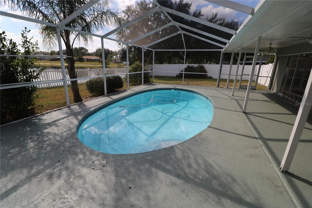 出租: $3,000 (4 贝兹, 3 浴室, 1806 平方英尺)