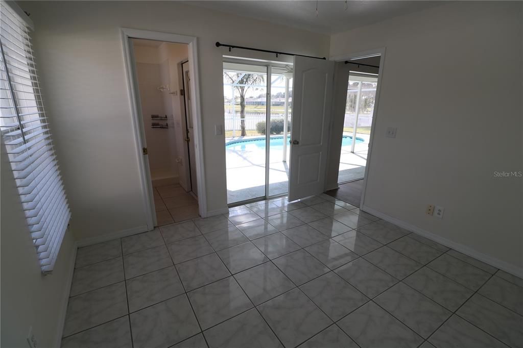 出租: $3,000 (4 贝兹, 3 浴室, 1806 平方英尺)