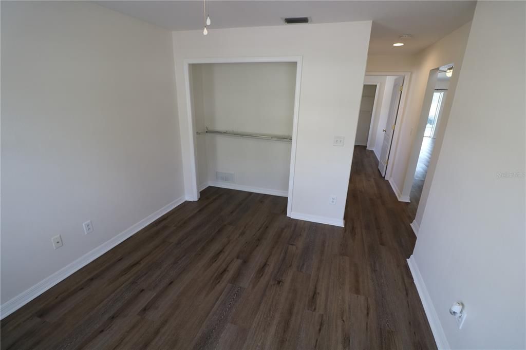 出租: $3,000 (4 贝兹, 3 浴室, 1806 平方英尺)