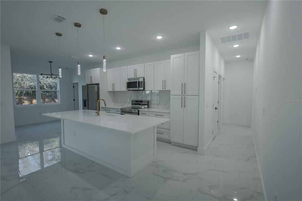 For Sale: $455,000 (4 beds, 3 baths, 2060 Square Feet)